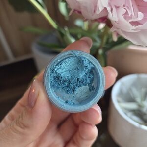 Shimmering Blue Body Glitter